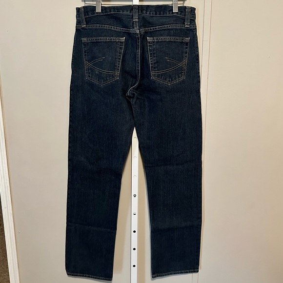 Roebuck & Co. Men's Slim Straight Jeans - Picture 3 of 4